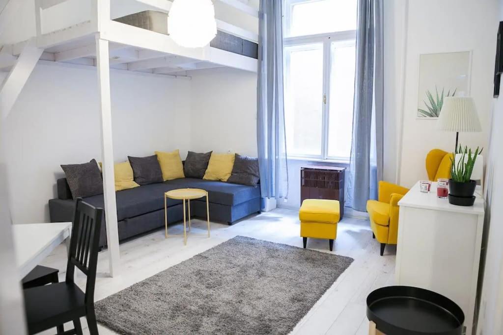 Central 30M2 A/C Apartment, 3 Min From Ny Cafe Будапешт Экстерьер фото